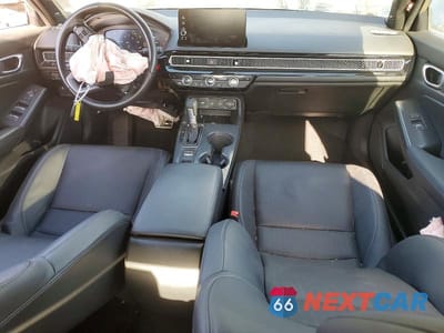 Zdjęcie 8 z 13 samochodu: 2025 HONDA CIVIC VIN:19XFL4H97SE011583 - miniatura