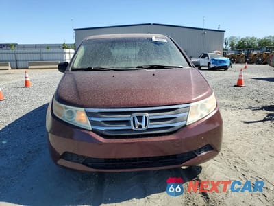 Piąte zdjęcie samochodu w środku: 2011 HONDA ODYSSEY LX VIN:5FNRL5H27BB022471 - miniatura