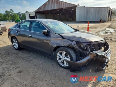 Czwarte zdjęcie samochodu z boku: 2015 NISSAN ALTIMA 2.5 SV VIN:1N4AL3AP0FC448552 - miniatura