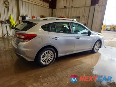 Trzecie zdjęcie samochodu z tyłu: 2018 SUBARU IMPREZA PREMIUM VIN:4S3GTAB69J3729451 - miniatura