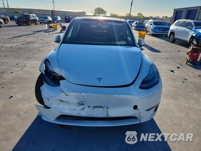Piąte zdjęcie samochodu w środku: 2020 TESLA MODEL Y VIN:5YJYGDEE9LF032137 - miniatura