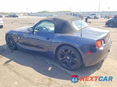 Drugie zdjęcie samochodu z przodu: 2004 BMW Z4 3.0 VIN:4USBT53584LU08409 - miniatura