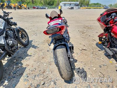 Czwarte zdjęcie samochodu z boku: 2024 HONDA CBR1000 RA VIN:JH2SC7756RK700138 - miniatura