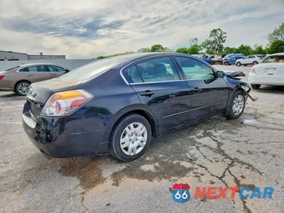 Trzecie zdjęcie samochodu z tyłu: 2010 NISSAN ALTIMA 2.5 VIN:1N4AL2AP7AN506230 - miniatura