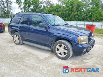 Czwarte zdjęcie samochodu z boku: 2008 CHEVROLET TRAILBLAZER LS VIN:1GNDT13S282190449 - miniatura