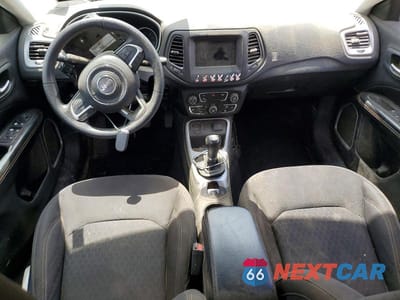 Zdjęcie 8 z 12 samochodu: 2018 JEEP COMPASS SPORT VIN:3C4NJCAB0JT255109 - miniatura