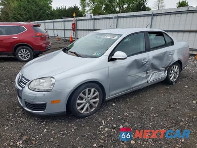2010 VOLKSWAGEN JETTA 3VWAZ7AJ5AM127123 - główne zdjęcie licytacji z USA - miniatura