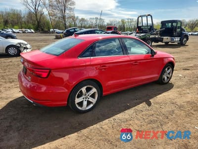 Trzecie zdjęcie samochodu z tyłu: 2017 AUDI A3 PREMIUM VIN:WAUB8GFF1H1064783 - miniatura