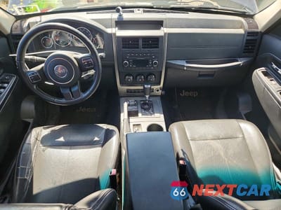 Zdjęcie 8 z 13 samochodu: 2012 JEEP LIBERTY SPORT VIN:1C4PJMAK5CW176644 - miniatura