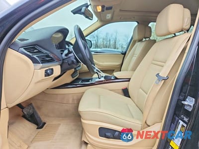 Zdjęcie 7 z 13 samochodu: 2013 BMW X5 XDRIVE35I VIN:5UXZV4C58D0E10429 - miniatura