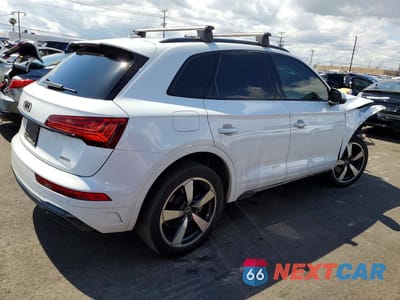 Trzecie zdjęcie samochodu z tyłu: 2023 AUDI Q5 PREMIUM PLUS 45 VIN:WA1EAAFY7P2009194 - miniatura