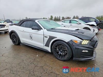 Czwarte zdjęcie samochodu z boku: 2016 FORD MUSTANG VIN:1FATP8UH8G5281345 - miniatura
