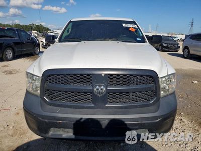 Piąte zdjęcie samochodu w środku: 2017 RAM 1500 ST VIN:1C6RR6KG7HS683865 - miniatura