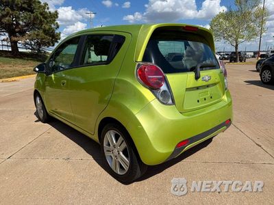 Trzecie zdjęcie samochodu z tyłu: 2014 CHEVROLET SPARK 1LT VIN:KL8CD6S91EC410210 - miniatura