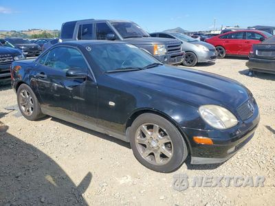 Czwarte zdjęcie samochodu z boku: 1999 MERCEDES-BENZ SLK 230 KOMPRESSOR VIN:WDBKK47F2XF102913 - miniatura