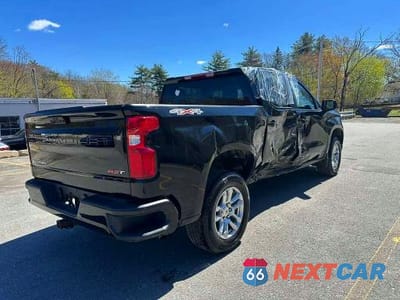 Trzecie zdjęcie samochodu z tyłu: 2026 CHEVROLET SILVERADO K1500 RST VIN:2GCUKEED3T1106522 - miniatura