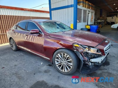 Czwarte zdjęcie samochodu z boku: 2015 HYUNDAI GENESIS 3.8L VIN:KMHGN4JE2FU033886 - miniatura