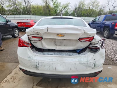Zdjęcie 6 z 12 samochodu: 2020 CHEVROLET MALIBU LT VIN:1G1ZD5ST5LF004975 - miniatura