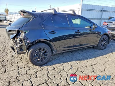 Trzecie zdjęcie samochodu z tyłu: 2026 TOYOTA COROLLA HATCHBACK SE VIN:JTND4MBE9T3256982 - miniatura