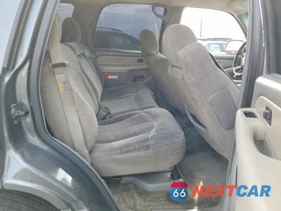 Zdjęcie 11 z 13 samochodu: 2002 CHEVROLET TAHOE C1500 VIN:1GNEC13T62R120738 - miniatura