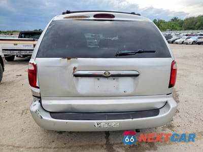 Zdjęcie 6 z 13 samochodu: 2005 CHRYSLER TOWN & COUNTRY VIN:1C4GP45R15B330072 - miniatura