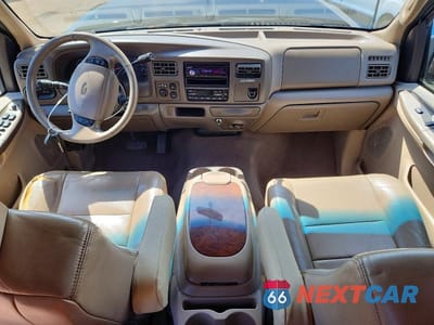 Zdjęcie 8 z 13 samochodu: 2002 FORD EXCURSION LIMITED VIN:1FMNU43S12EA62376 - miniatura
