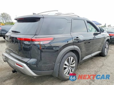 Trzecie zdjęcie samochodu z tyłu: 2025 NISSAN PATHFINDER SL VIN:5N1DR3CA3SC209615 - miniatura