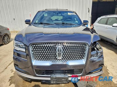 Piąte zdjęcie samochodu w środku: 2026 LINCOLN NAVIGATOR RESERVE VIN:5LMJJ2LT3NEL01092 - miniatura
