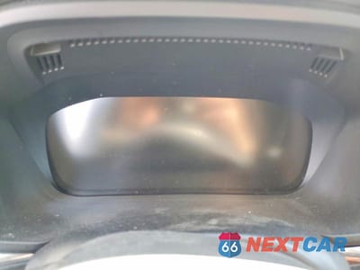Zdjęcie 9 z 12 samochodu: 2019 VOLVO XC60 T5 VIN:LYV102RKXKB235578 - miniatura