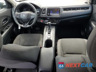 Zdjęcie 8 z 13 samochodu: 2022 HONDA HR-V EX VIN:3CZRU6H55NM764844 - miniatura