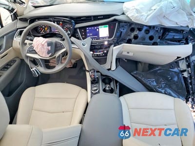 Zdjęcie 8 z 14 samochodu: 2023 CADILLAC XT5 PREMIUM LUXURY VIN:1GYKNCRS6PZ197921 - miniatura