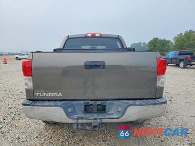 Zdjęcie 6 z 13 samochodu: 2013 TOYOTA TUNDRA CREWMAX SR5 VIN:5TFEM5F15DX055516 - miniatura