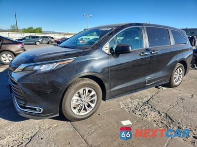 2022 TOYOTA SIENNA XLE 5TDYRKEC6NS126407 - główne zdjęcie licytacji z USA - miniatura