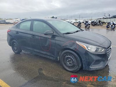 Czwarte zdjęcie samochodu z boku: 2021 HYUNDAI ACCENT SE VIN:3KPC24A69ME138621 - miniatura