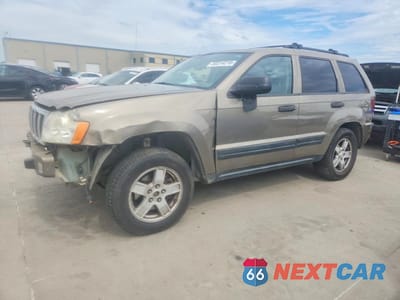 2005 JEEP GRAND CHEROKEE LAREDO 1J4GR48K05C501908 - główne zdjęcie licytacji z USA - miniatura