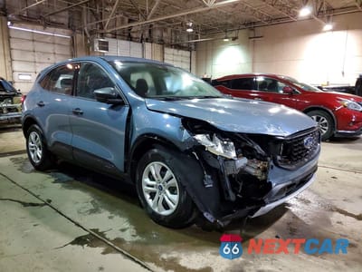 Czwarte zdjęcie samochodu z boku: 2023 FORD ESCAPE VIN:1FMCU9FNXPUA22899 - miniatura