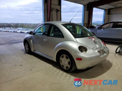 Drugie zdjęcie samochodu z przodu: 2001 VOLKSWAGEN NEW BEETLE GLS VIN:3VWCK21C71M423052 - miniatura