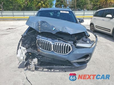 Piąte zdjęcie samochodu w środku: 2020 BMW X1 SDRIVE28I VIN:WBXJG7C06L5R36638 - miniatura