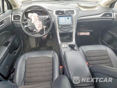 Zdjęcie 8 z 13 samochodu: 2017 FORD FUSION SE VIN:3FA6P0H94HR391177 - miniatura