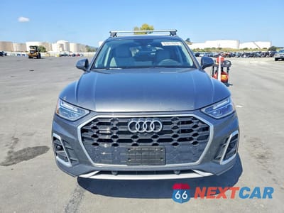 Piąte zdjęcie samochodu w środku: 2024 AUDI Q5 E PREMIUM PLUS 55 VIN:WA1E2AFY9R2070613 - miniatura
