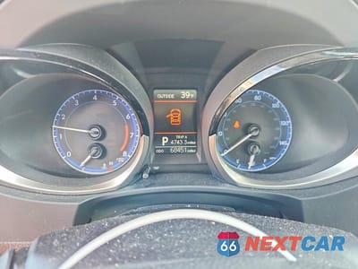 Zdjęcie 9 z 12 samochodu: 2014 TOYOTA COROLLA S PLUS VIN:2T1BURHE1EC223629 - miniatura