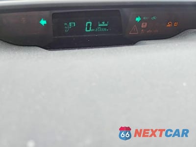 Zdjęcie 9 z 12 samochodu: 2006 TOYOTA PRIUS BASE VIN:JTDKB20U567059580 - miniatura