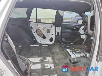 Zdjęcie 11 z 13 samochodu: 2022 CHEVROLET TAHOE C1500 VIN:1GNSCLED0NR334651 - miniatura