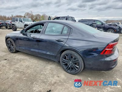 Drugie zdjęcie samochodu z przodu: 2023 VOLVO S60 PLUS VIN:7JRH60FT7PG238336 - miniatura
