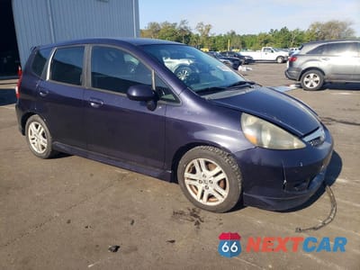 Czwarte zdjęcie samochodu z boku: 2008 HONDA FIT SPORT VIN:JHMGD38658S022930 - miniatura