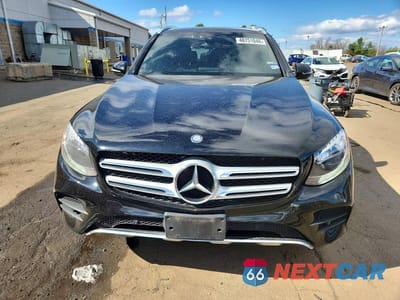 Piąte zdjęcie samochodu w środku: 2017 MERCEDES-BENZ GLC 300 4MATIC VIN:WDC0G4KB7HF184972 - miniatura