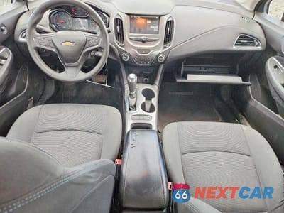 Zdjęcie 8 z 12 samochodu: 2018 CHEVROLET CRUZE LT VIN:1G1BE5SM4J7115077 - miniatura