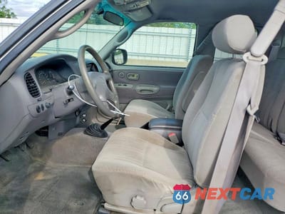 Zdjęcie 7 z 12 samochodu: 2002 TOYOTA TUNDRA SR5 VIN:5TBRN341428234342 - miniatura