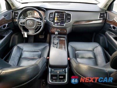Zdjęcie 8 z 12 samochodu: 2016 VOLVO XC90 T6 VIN:YV4A22PK1G1070917 - miniatura