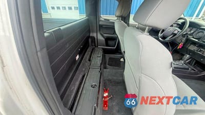 Zdjęcie 6 z 12 samochodu: 2016 TOYOTA TACOMA SR VIN:5TFRX5GN6GX062098 - miniatura